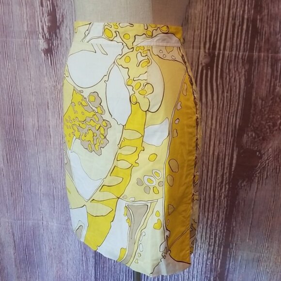 Dresses & Skirts - Anne Klein Pencil Skirt w/ Water Floral Design